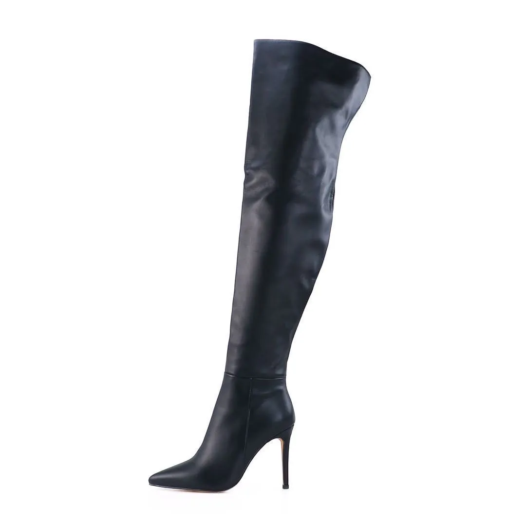 “QUEEN BEE” (BLACK)